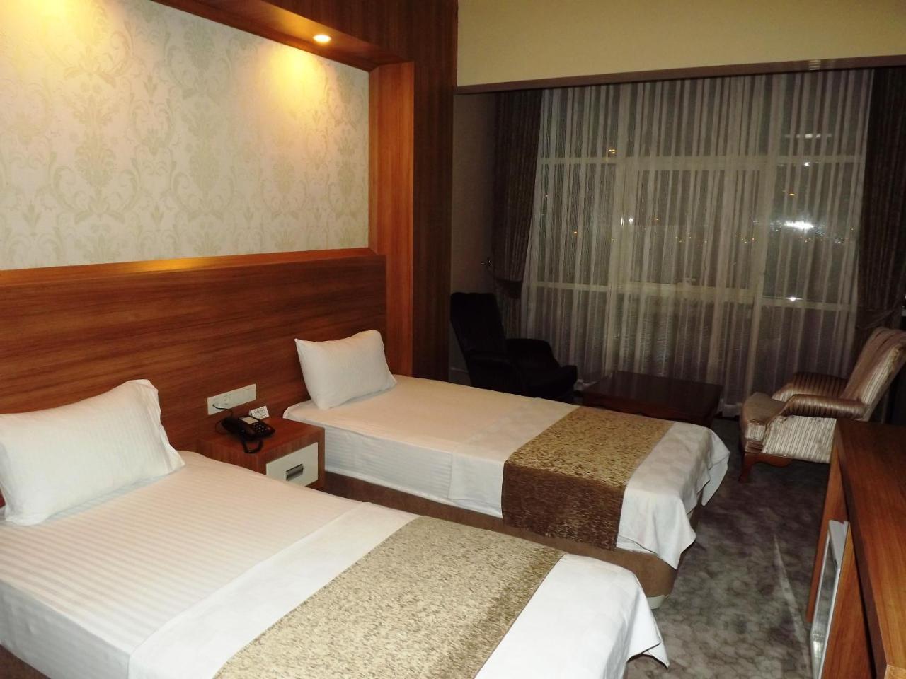 Mesa Hotel Batman Habitación foto