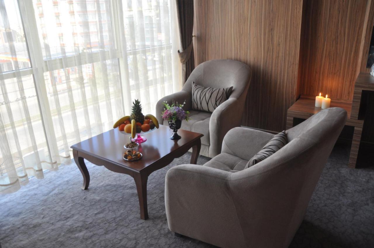 Mesa Hotel Batman Habitación foto